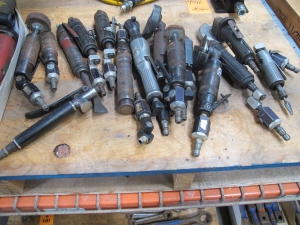 LOT TO INCLUDE: (3) MILWAUKEE ELECTRIC GRINDERS, CAT# 5223, 5 IN, 120 V, 12.0 A, RPM 7000, (1)MILWAUKEE 4 1/2 IN GRINDER, 11000 RPM, 120 V, 11.0 A, CAT# 6146-30, MISC. AIR GRINDERS. LOADING & HANDLING FEE $5-4010